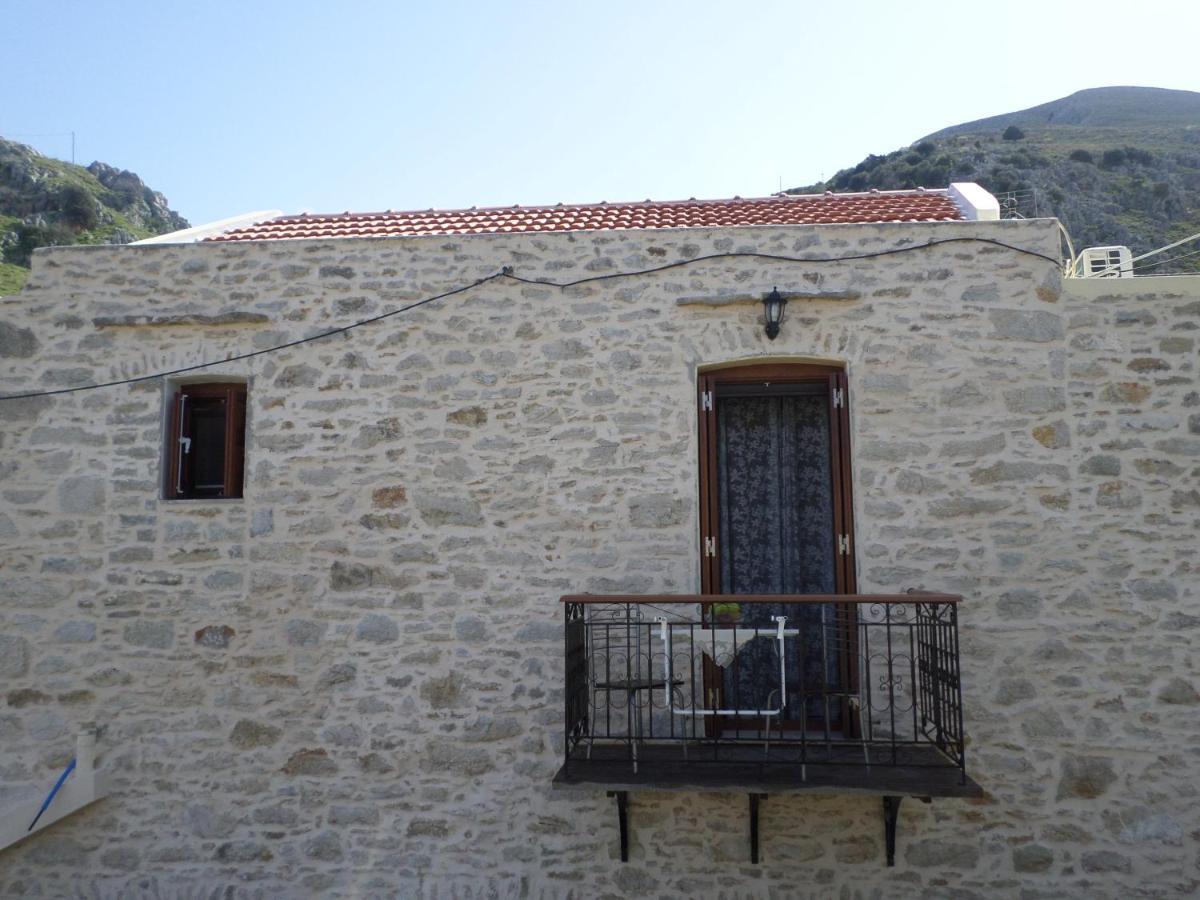 Grandma'S House Apartment Symi Bagian luar foto
