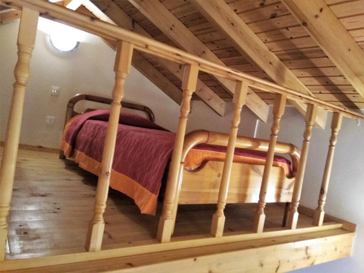 Grandma'S House Apartment Symi Bagian luar foto